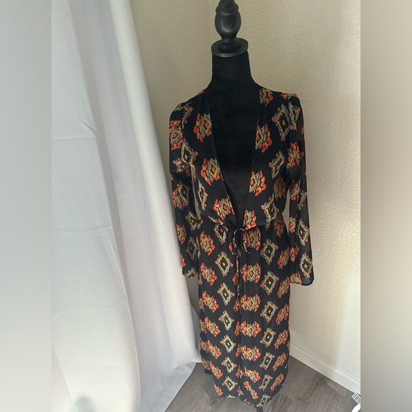 Forever 21 Black and Multicolor Patterned Dress - Picture 6 of 9